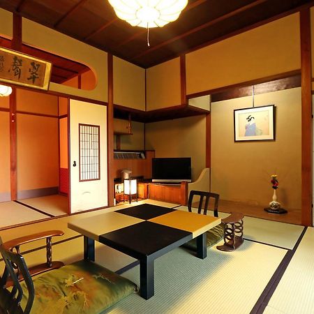 ホテル 千歳楼 養老町 エクステリア 写真