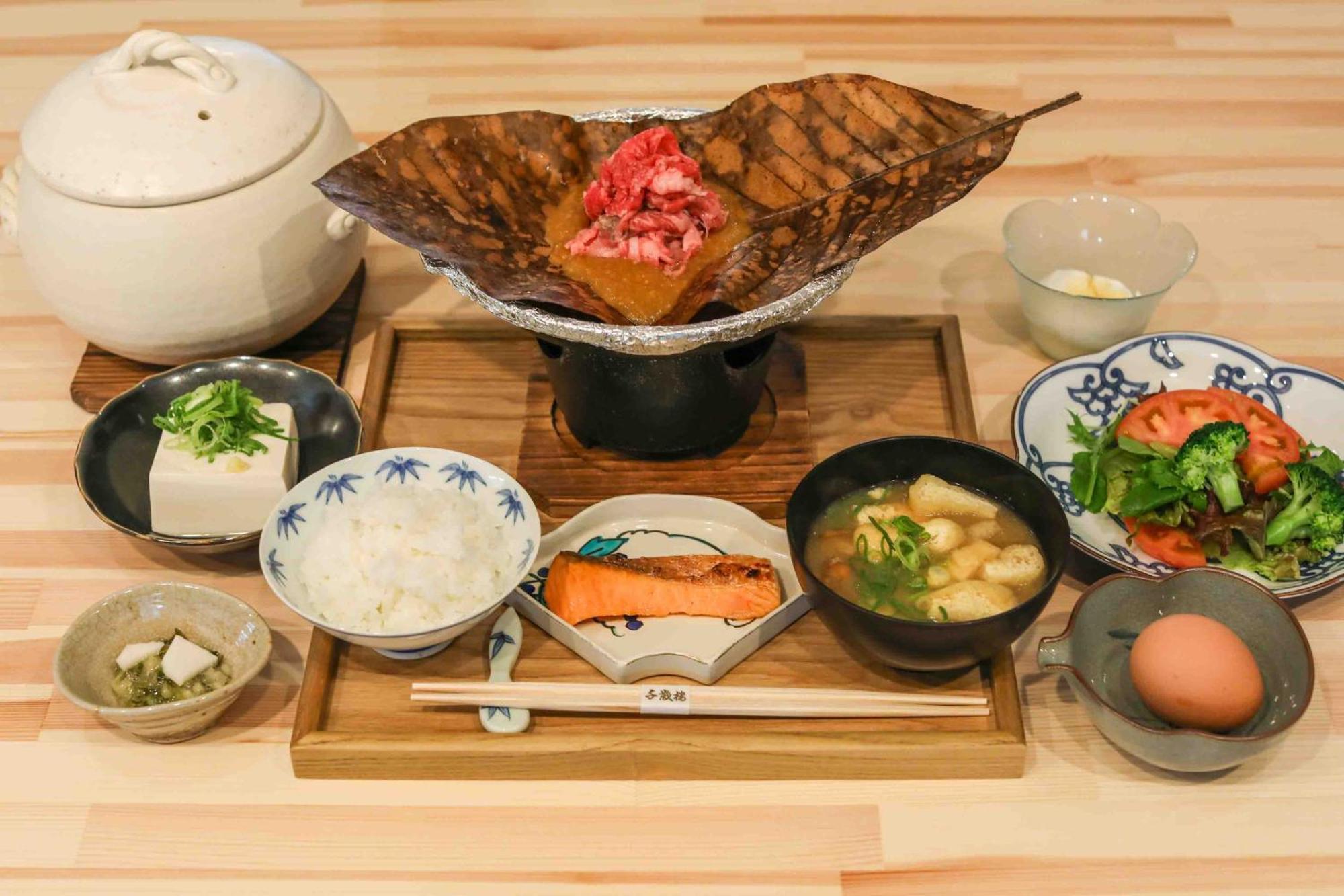 ホテル 千歳楼 養老町 エクステリア 写真